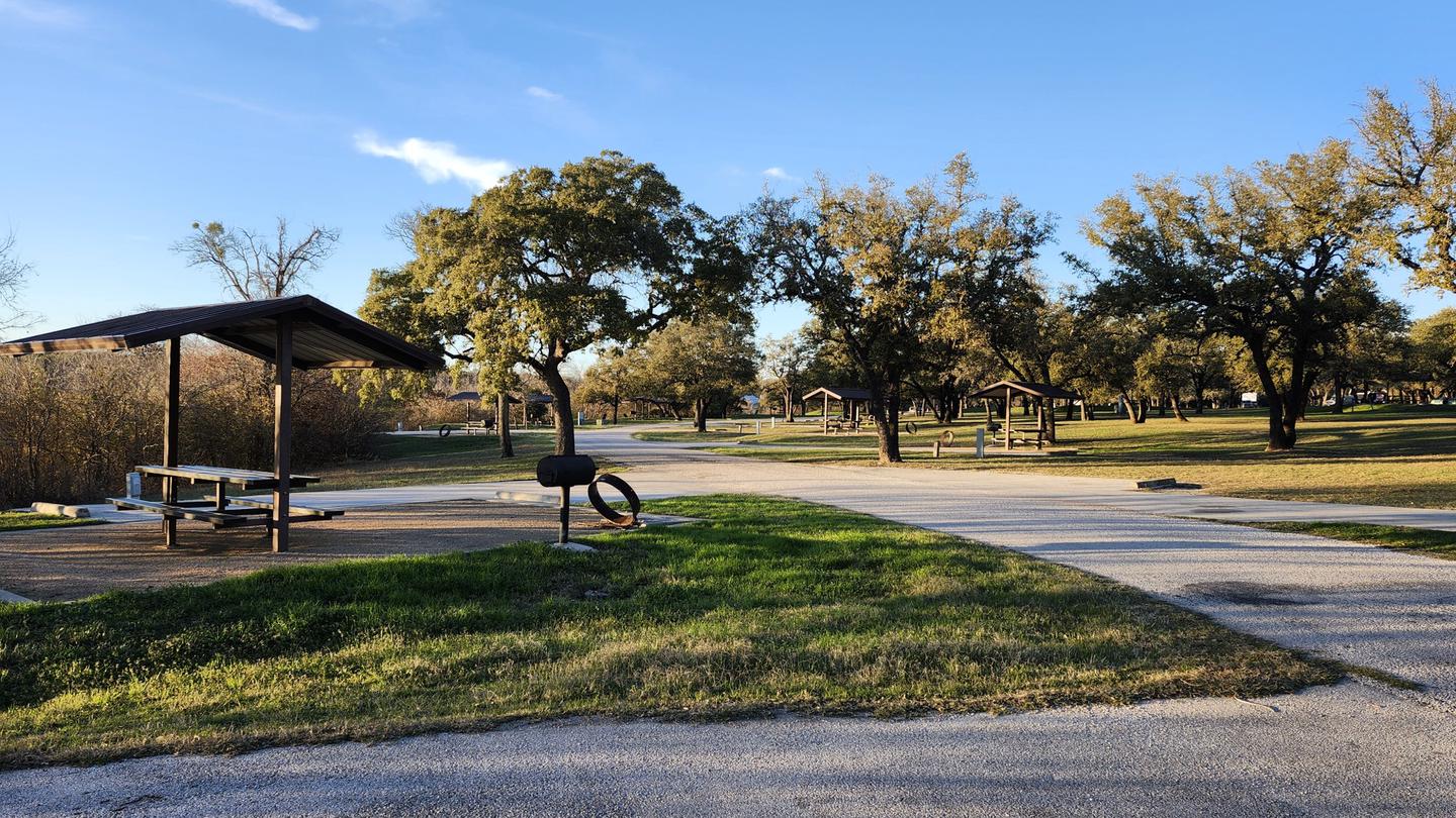 Live Oak Park CampgroundLive Oak Ridge general campsites