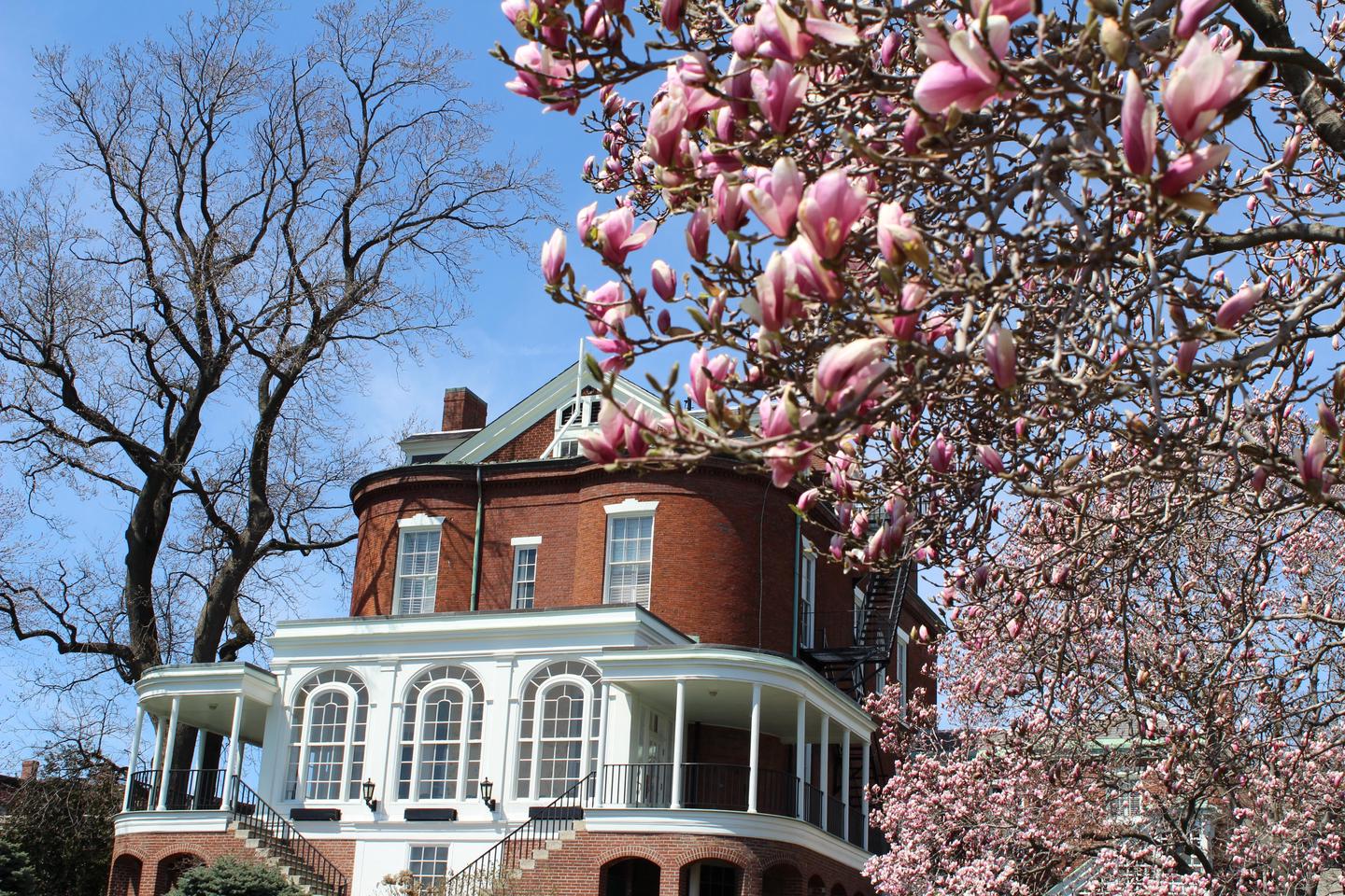 Commandant's HouseCommandant's House is the oldest structure in the Charlestown Navy Yard.