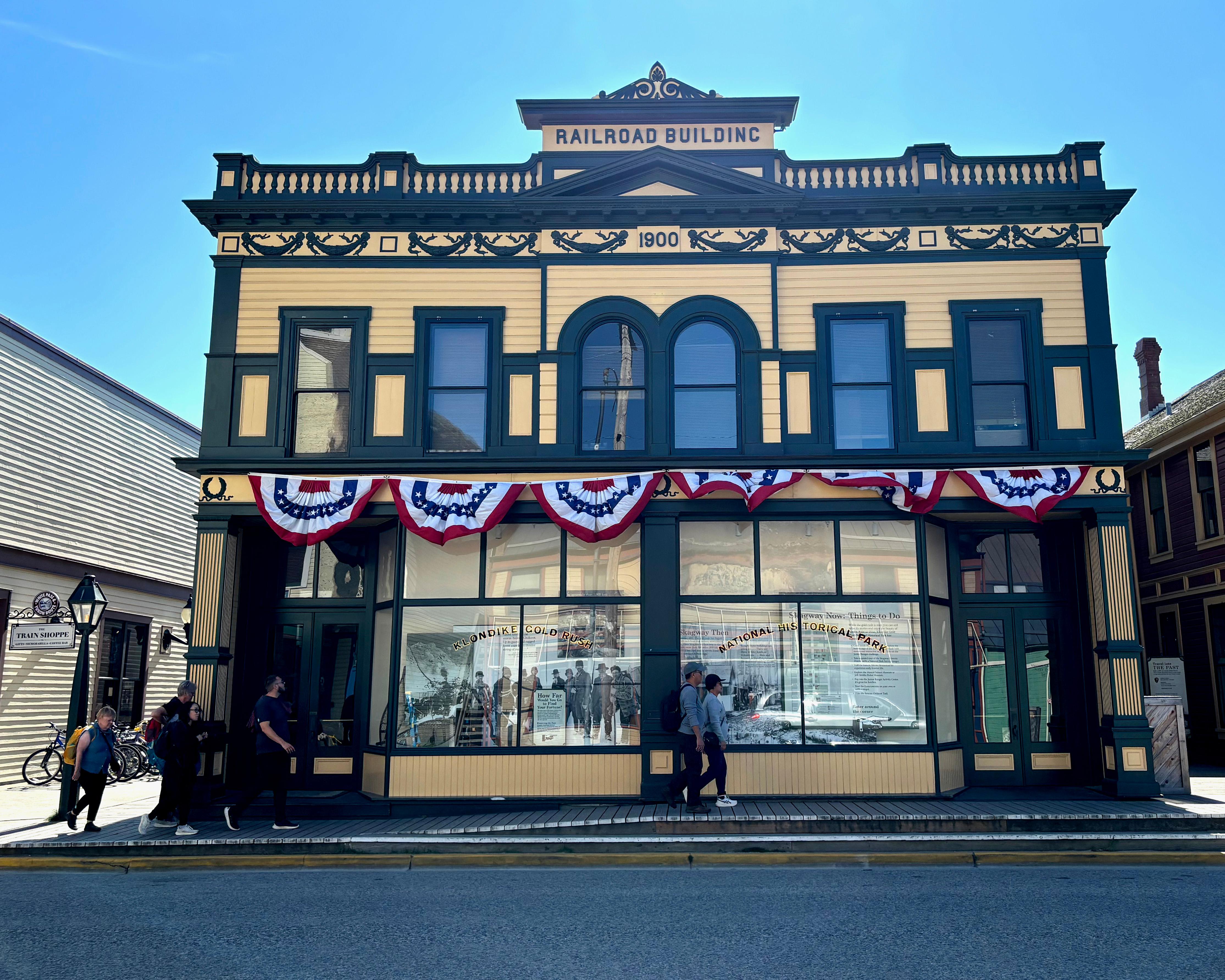 Visitor Center Museum and Administrative Building