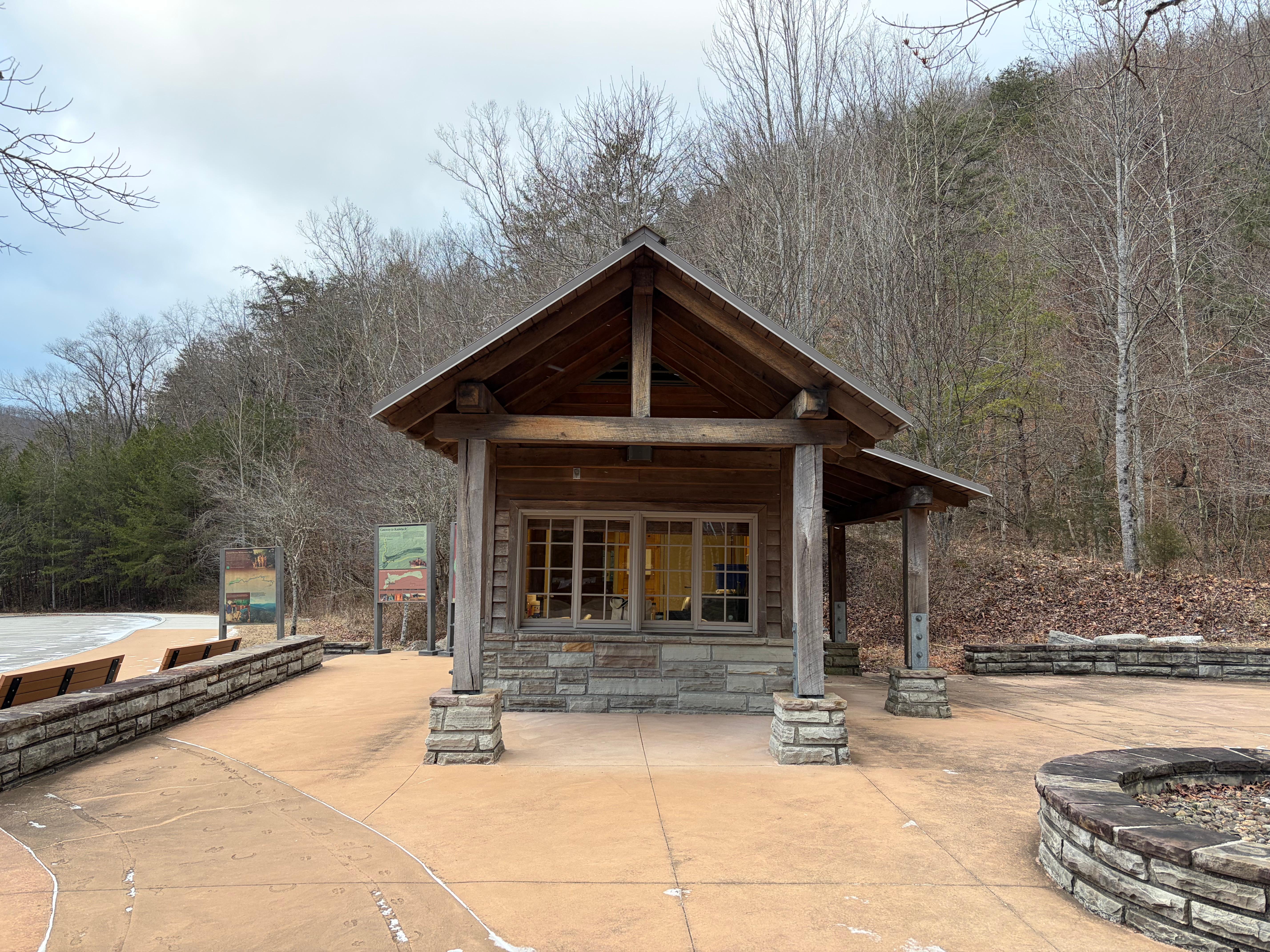 Cumberland Gap Camp TN — Cumberland Gap NHP, Middlesboro TN dispersed campsite