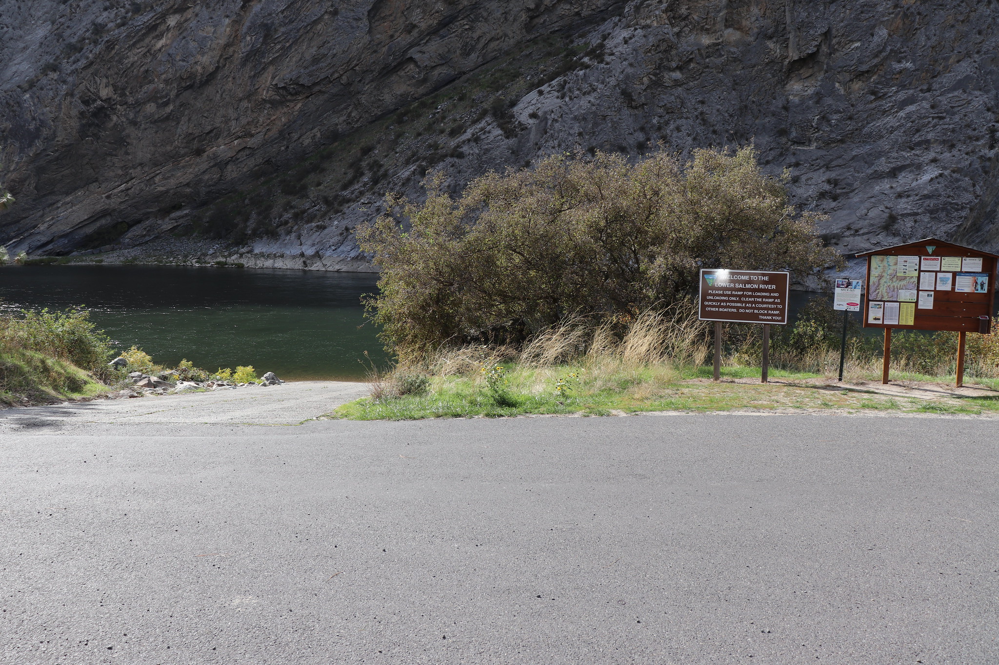 River access at Old Lucile