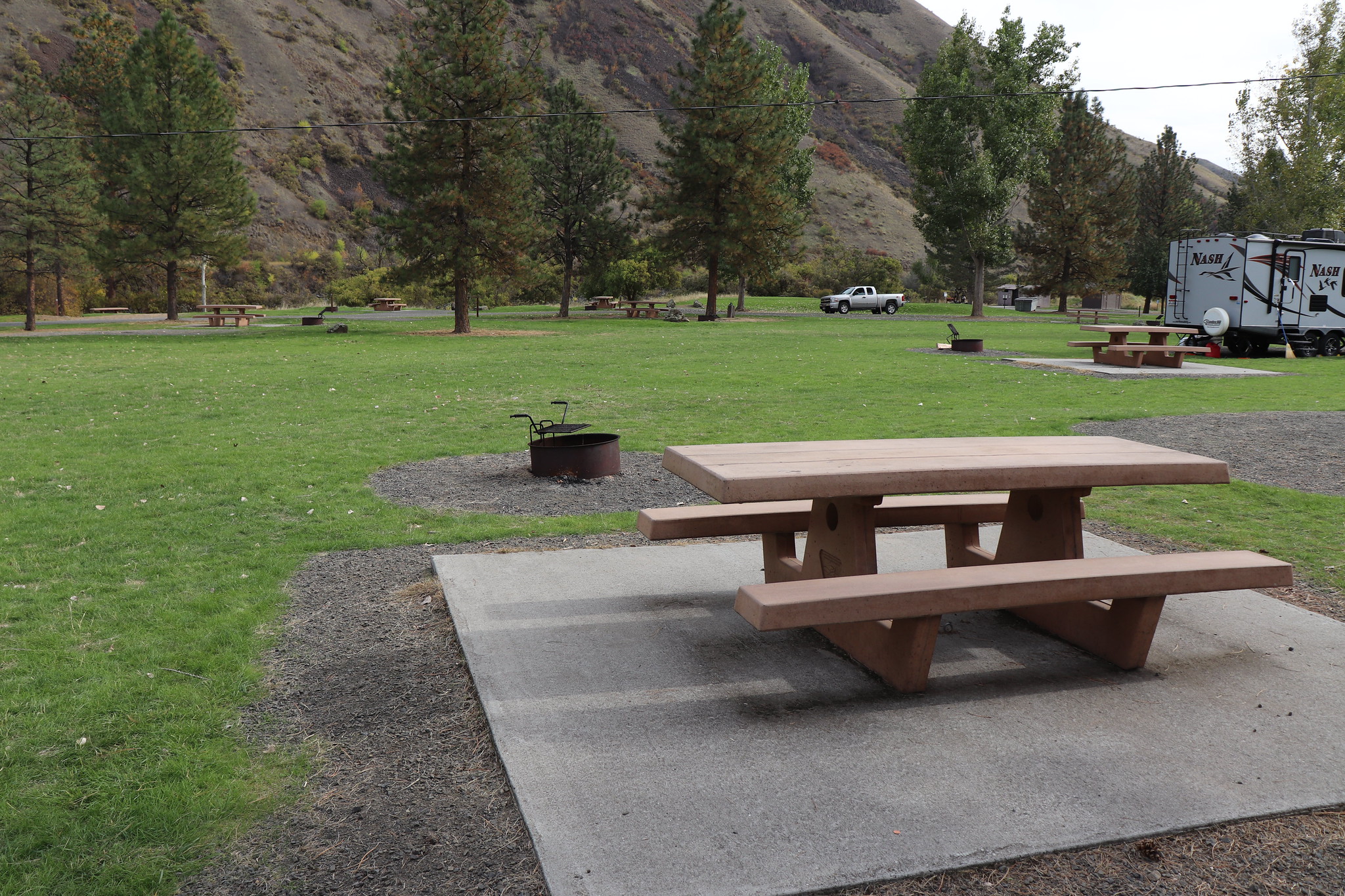 Picnic table at Hammer Creek