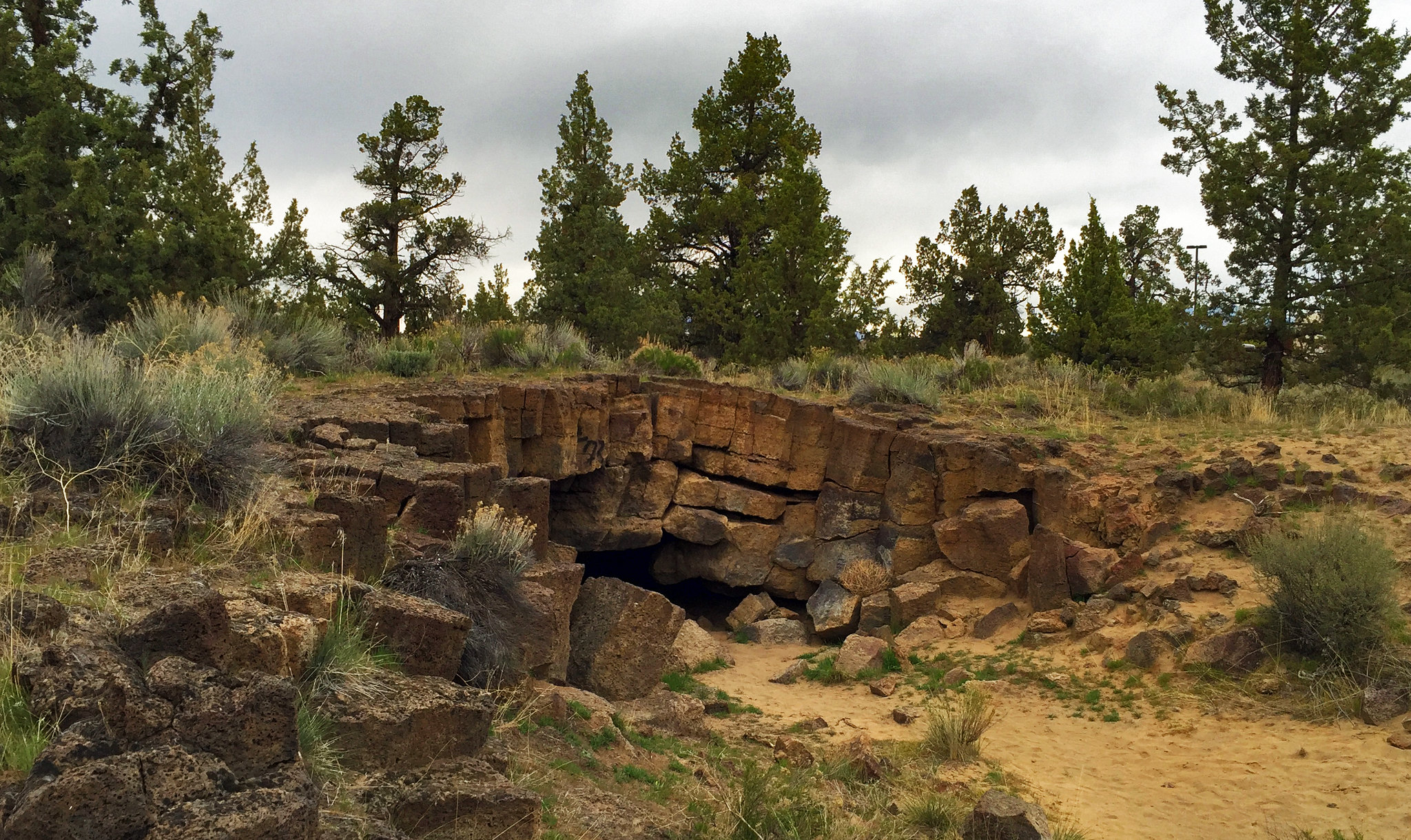 Redmond Caves