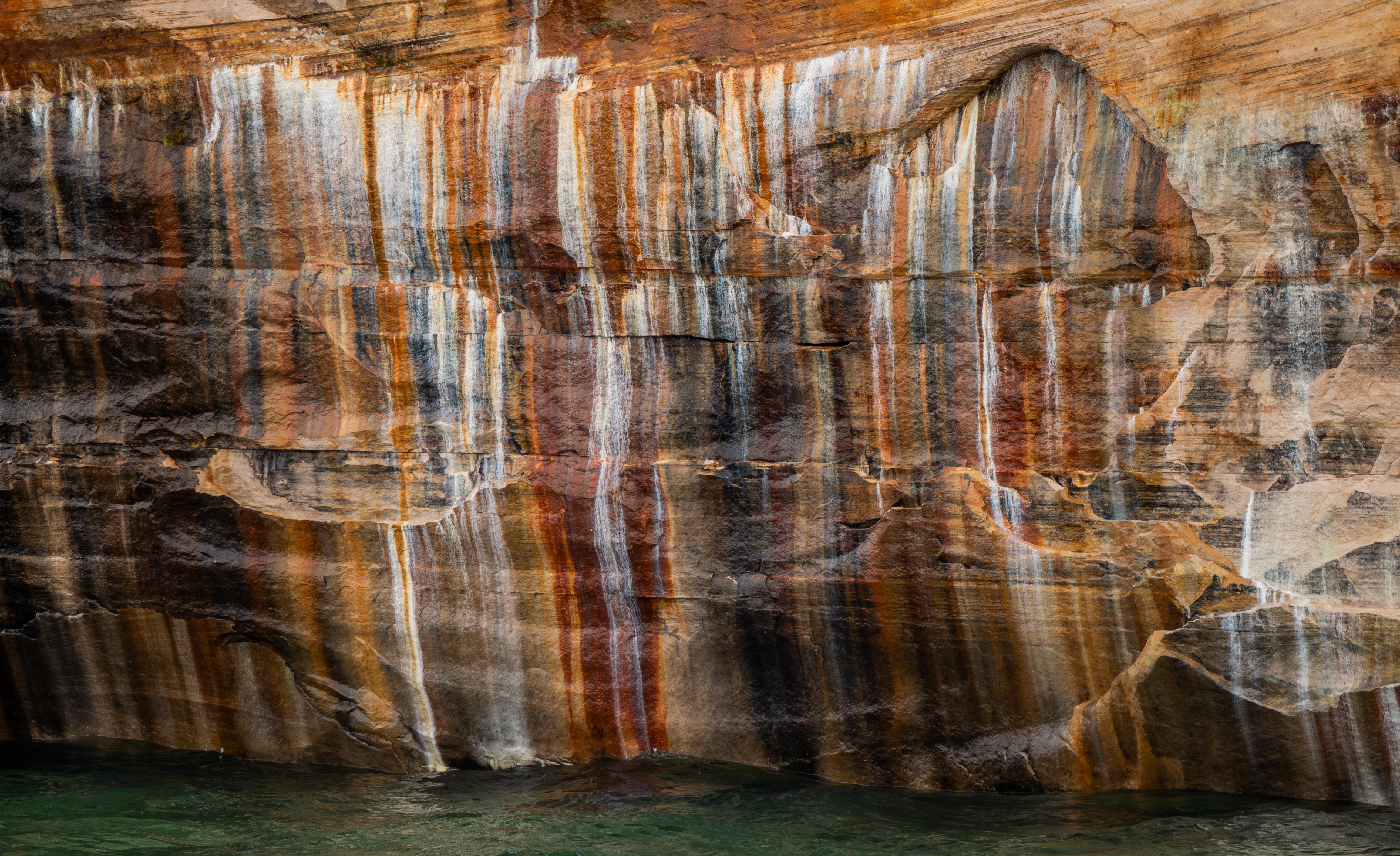 Pictured Rocks Mineral Streaks
