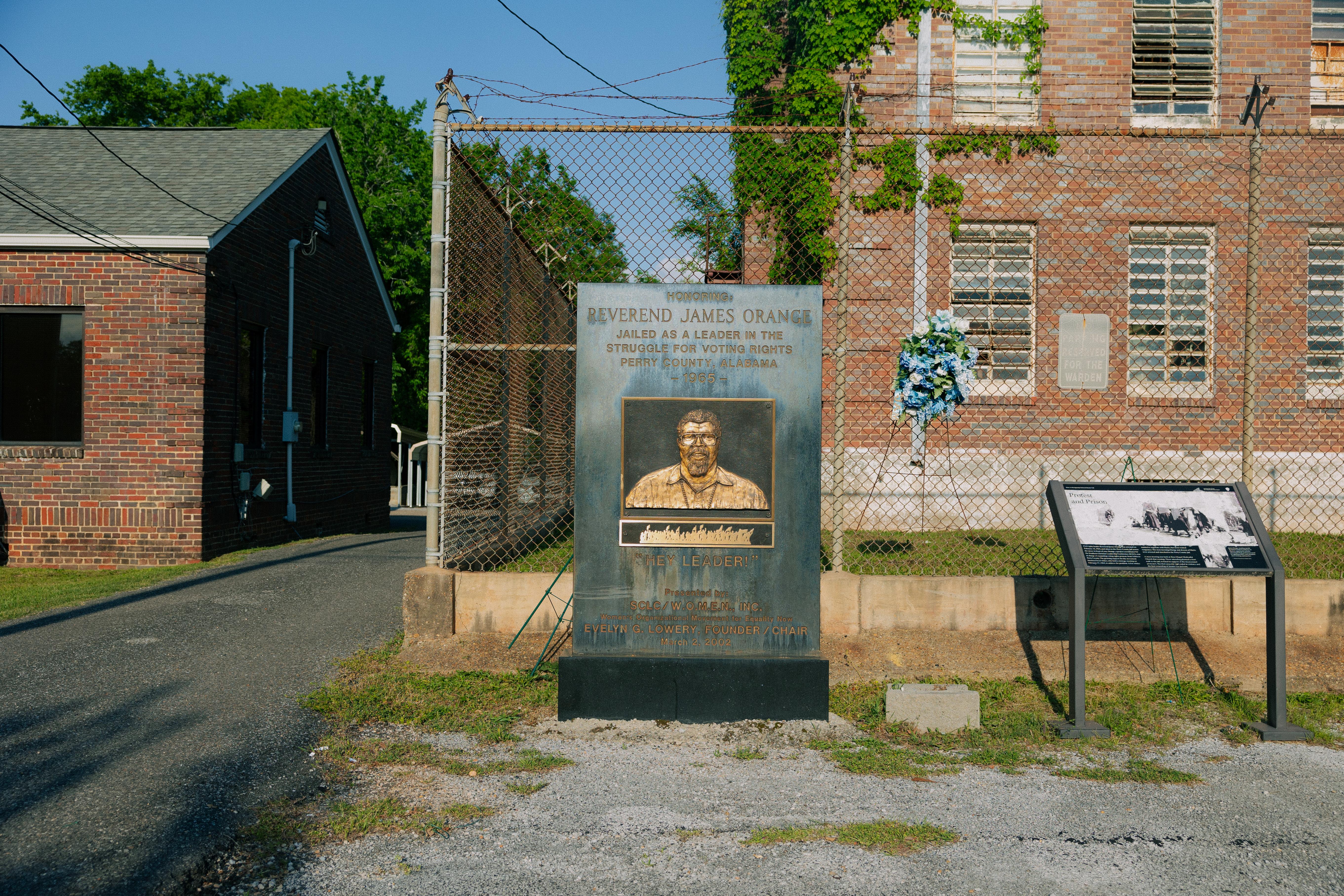 Selma To Montgomery National Historic Trail — Old Perry County Jail