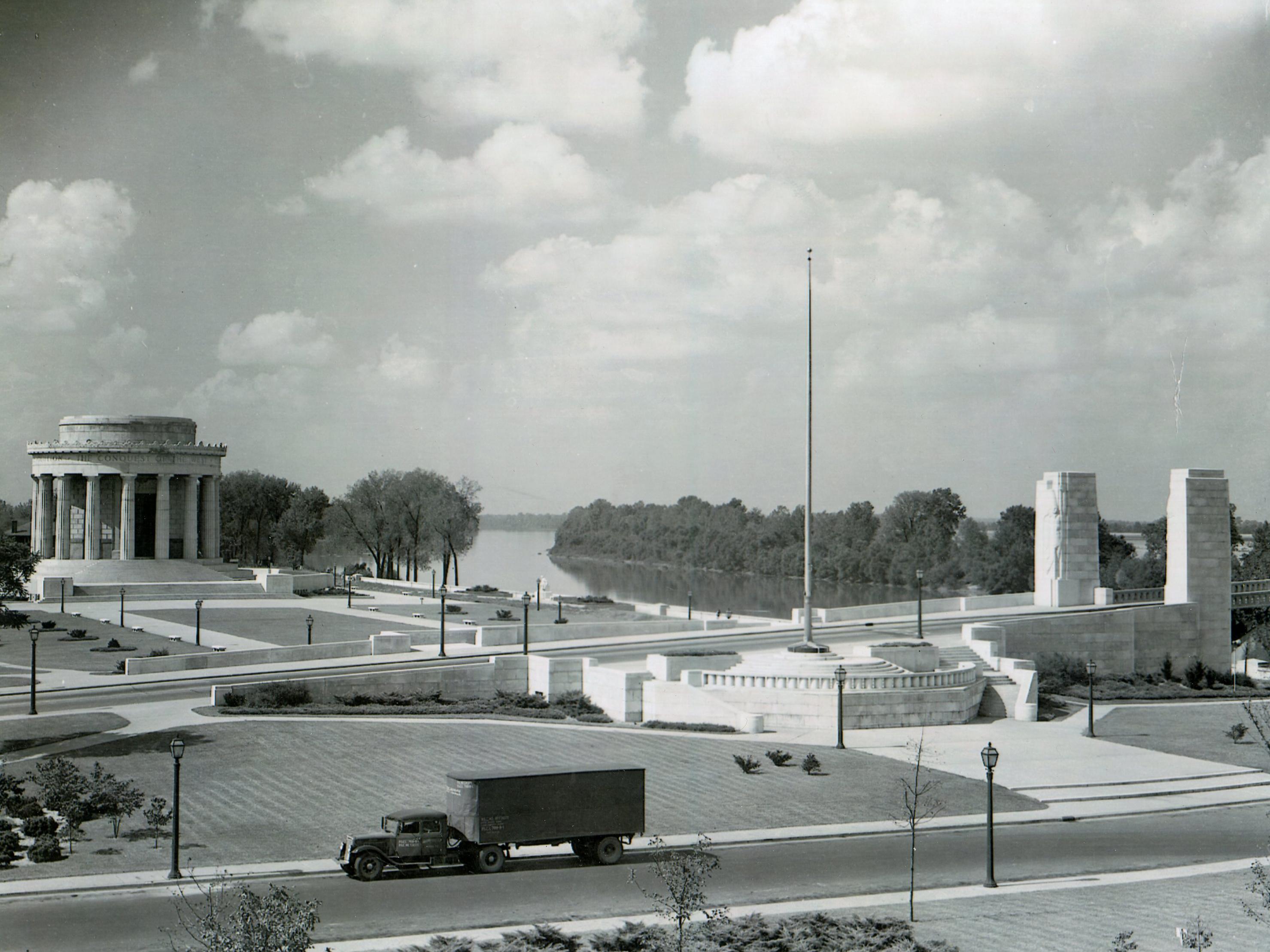The Clark memorial and bridge approach in 1936