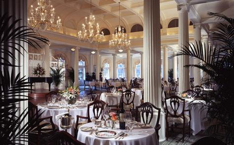 A Lush ExperienceThere is a perfect dining experience for every occasion at the Resort. From the Dining Room to Sam Snead's Tavern, there is something delicious for everyone and every taste.