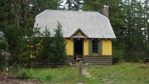Preview photo of Olallie Lake Guard Station Cabin