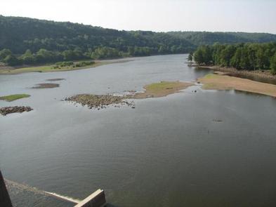 DAM SITE (FORT GIBSON LAKE)
