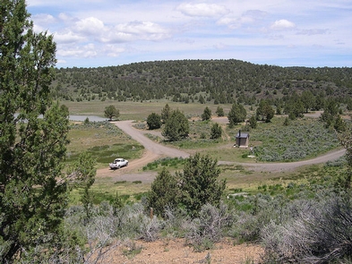 Photo of Dodge ResivoirPhoto looking down at the Dodge Resivoir located near Susanville, Ca within Lassen County.