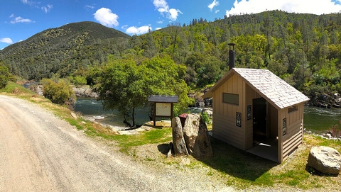 Merced River RMACable Rock Day Use Facilities
